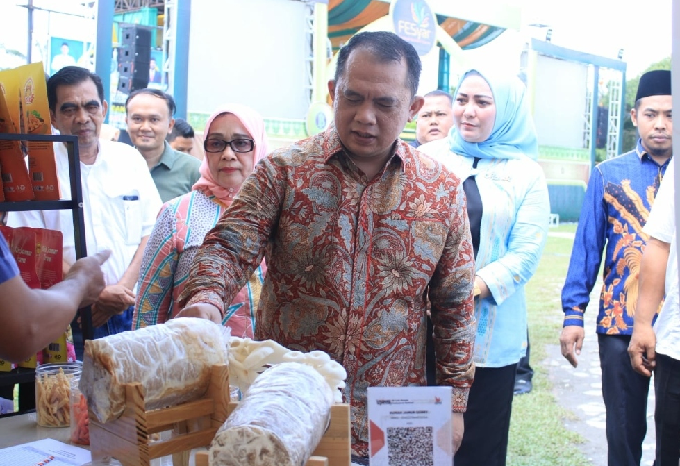 Bupati Labuhanbatu Secara Resmi Membuka Road To FESyar Bank Indonesia