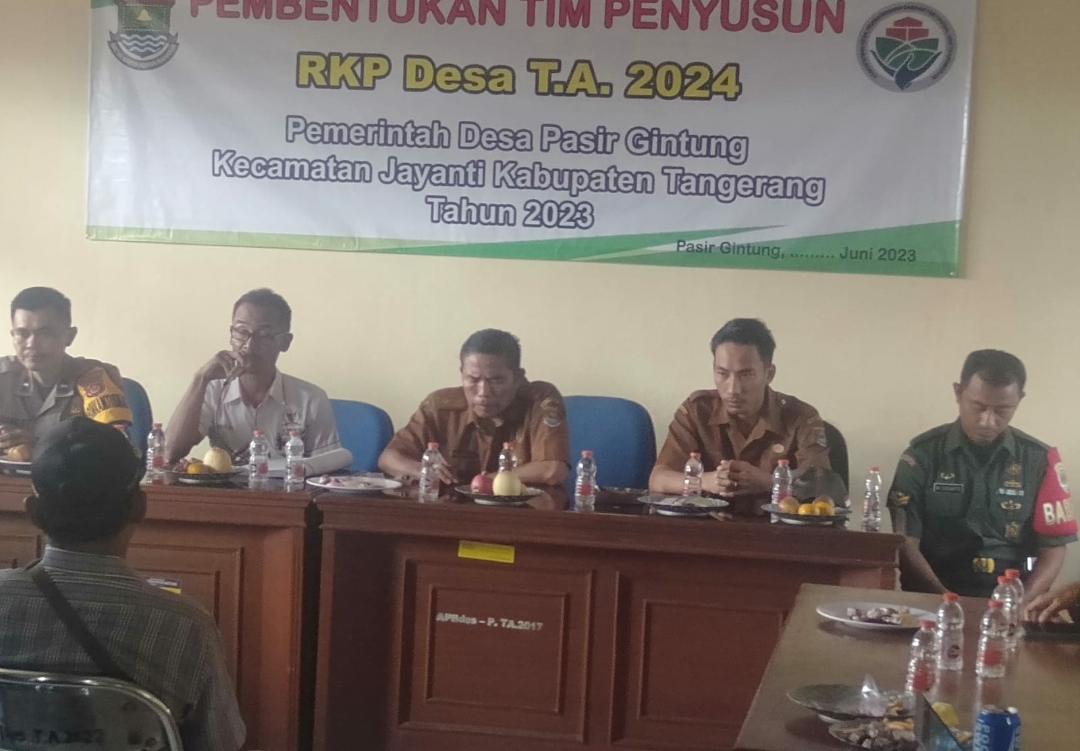 Pembentukan Tim Penyusun RKP Desa T.A.2024 Desa Pasir Gintung Jayanti Digelar