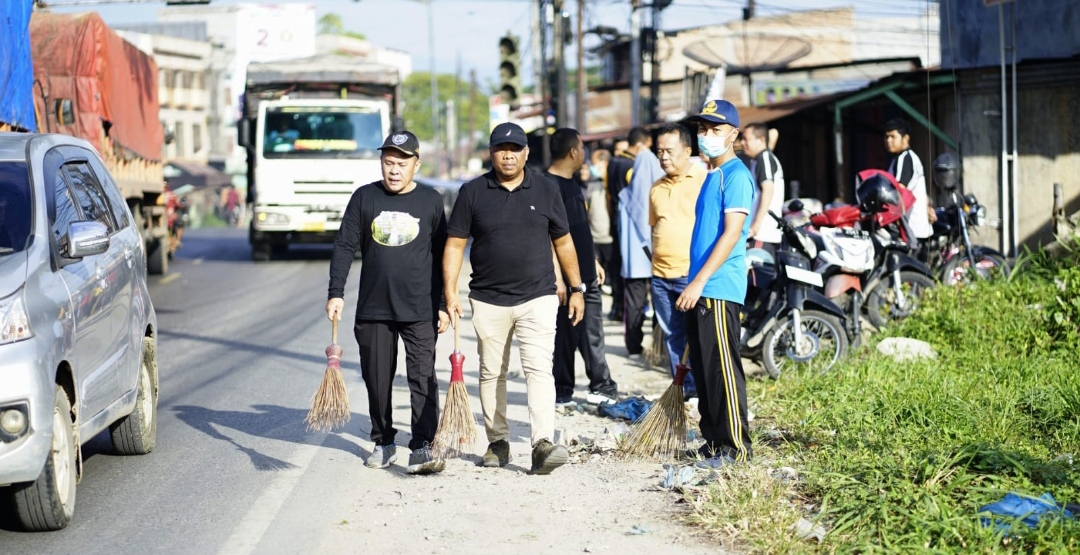 Bupati Tinjau Kegiatan Jumat Bersih