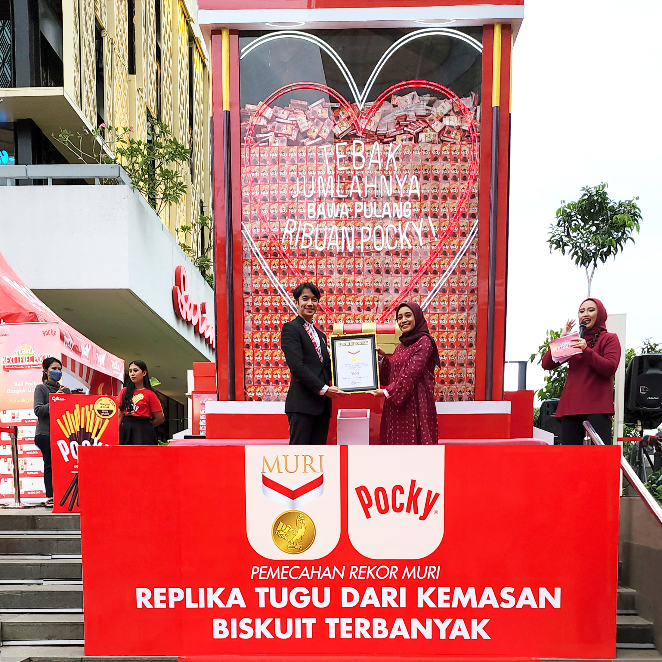 Pocky Tingkatkan Kualitas Sekaligus Pecahkan Rekor Indonesia Dengan #NextLevelPocky Tower