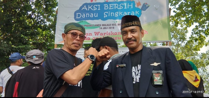 AMPHIBI bersama KLHK “Aksi Bersih Danau Singkarak”