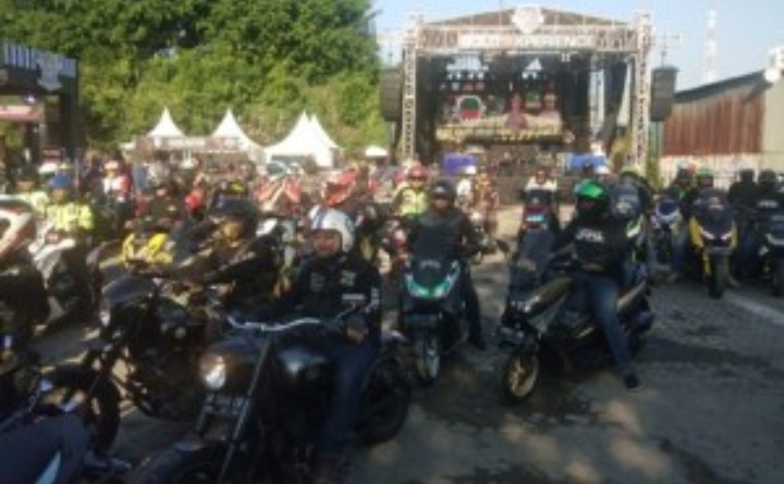 Ribuan Moge Banjiri Event Suroboyo Riding Festival