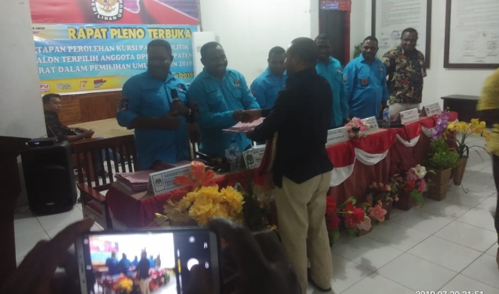 KPU Maybrat Tetapkan 20 Anggota DPRD Terpilih Periode 2019/2024