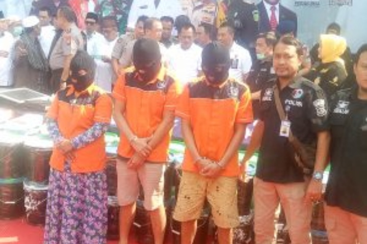 Pemusnahan 50 kg lebih Sabu-Sabu Siap Edar Oleh Satgas Gabungan Polda Jatim