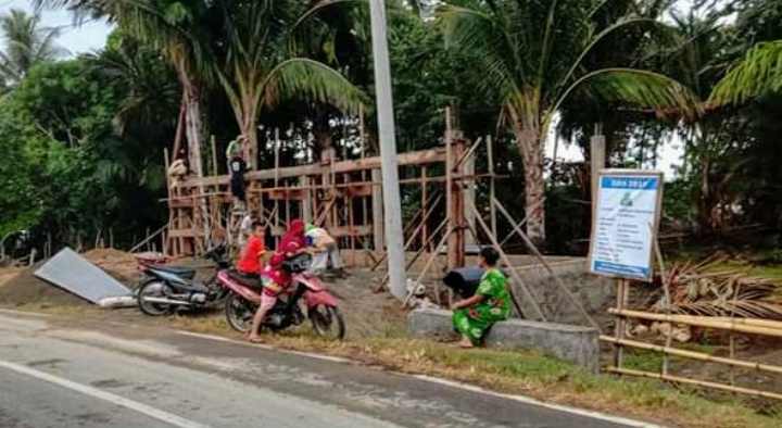 Desa Salur Lasengalu Bangun Ruko Dari Dana Desa 2019