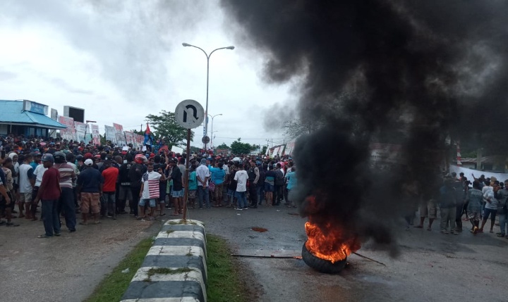 Aksi Solidaritas Masyarakat Papua, Bupati Sorsel Akan Sampaikan Aspirasi Masyarakat Kepada Gubernur