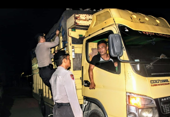 Polsek Simeulue Timur Lakukan Pemeriksaan, Untuk Keselamatan dan Kenyamanan Penumpang