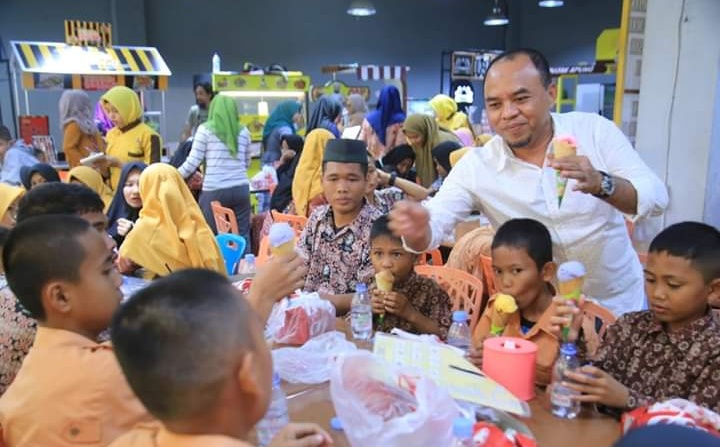 Bupati Labuhanbatu Bahagiakan 120 Anak yatim Piatu Di Cinema XXI