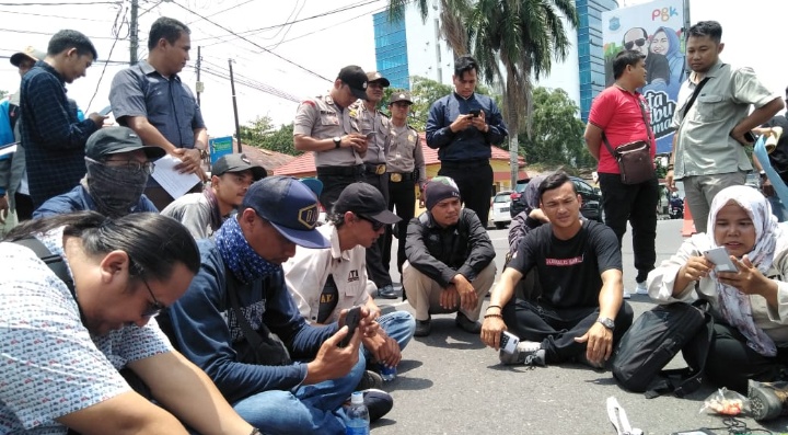 Puluhan Wartawan Desak Kapolri Tindak Tegas Pelaku Diskriminalisasi Wartawan