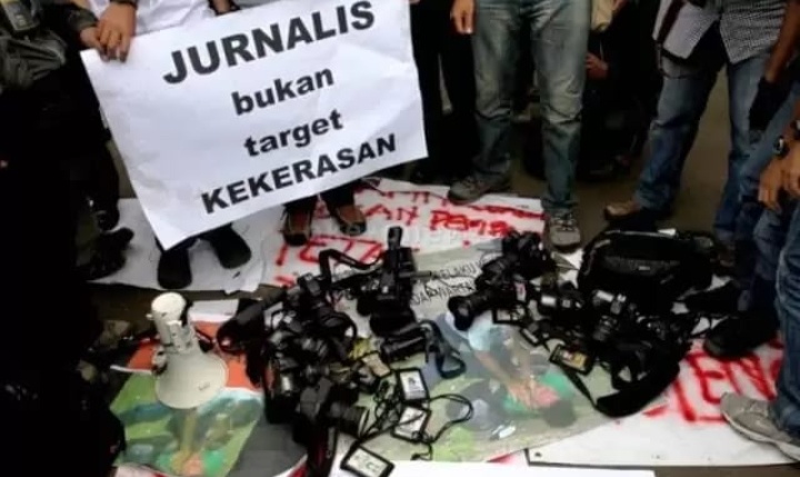 Tragedi Petaka Demonstrasi, 9 Jurnalis di Kendari Jadi Korban Represif Oknum Aparat Brutal