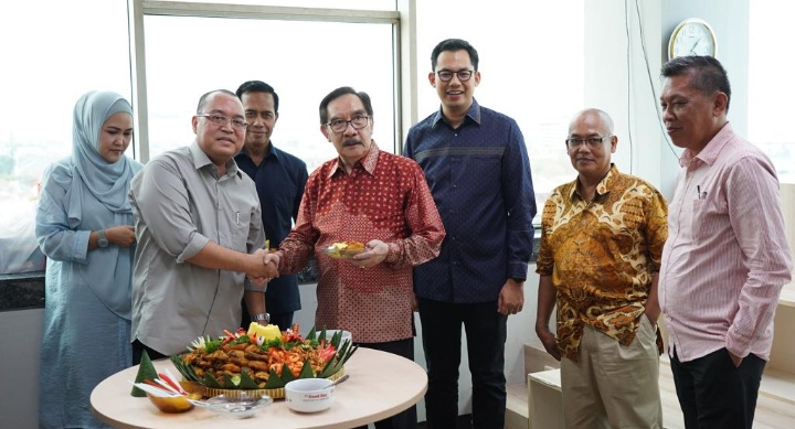 Launching Majalah CEO dihadiri para Tokoh Nasional