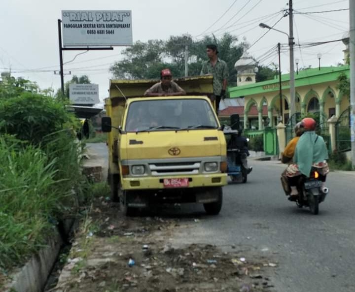 DLH Labuhanbatu Benahi Lingkungan Dengan Menertibkan Sampah