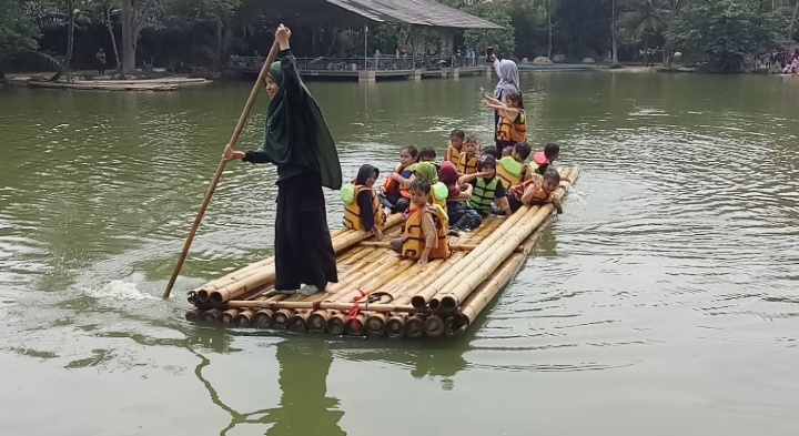 Entah Apa Yang Merasukimu, Bawa Kebersamaan di Outbond SDN 3 Sukadamai Bogor