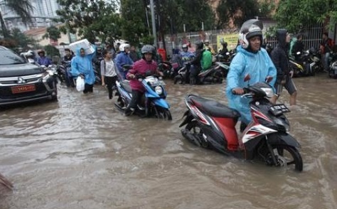Jakarta Diguyur Hujan, Sejumlah titik Digenangi Banjir