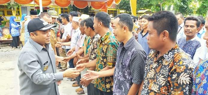 Bupati Labuhanbatu Hadiri Pengukuhan Ketua Komite