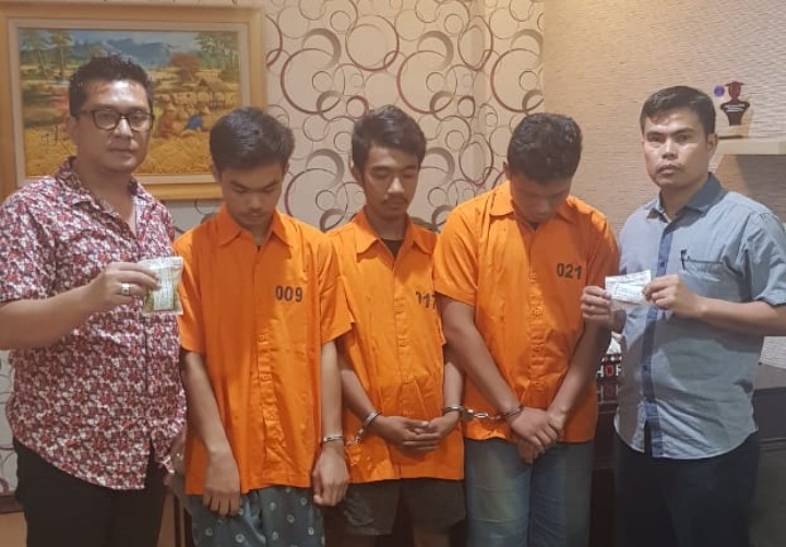 Tiga Orang Tersangka Kepemilikan 179 Butir Extasi Diringkus Polsek Medan Baru