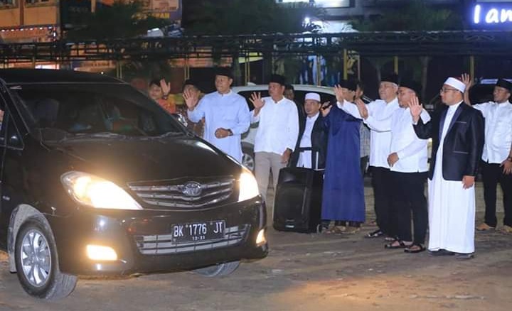 Bupati Labuhanbatu Lepas 5 Putra-Putri Terbaik Menuju Universitas Al Azhar di Mesir