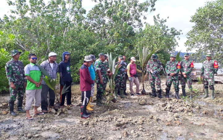 Peringati Hari Penanaman Sejuta Pohon, Pecinta Lingkungan Hidup Simeulue Tanam Kelapa dan Manggrove