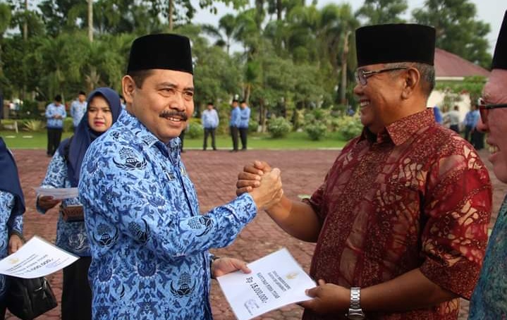 21 orang Anggota Korpri Kabupaten Labuhanbatu Mendapatkan Bantuan dari Pemkab