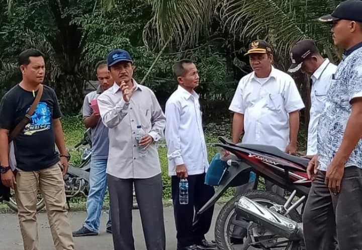 Camat Teluk Dalam Tinjau Kebun Masyarakat, Kades “Terima Kasih Pak Bupati Simeulu