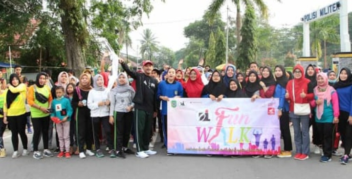 Badan Pengurus Kota Oi Singkawang Gelar Oi Fun Walk