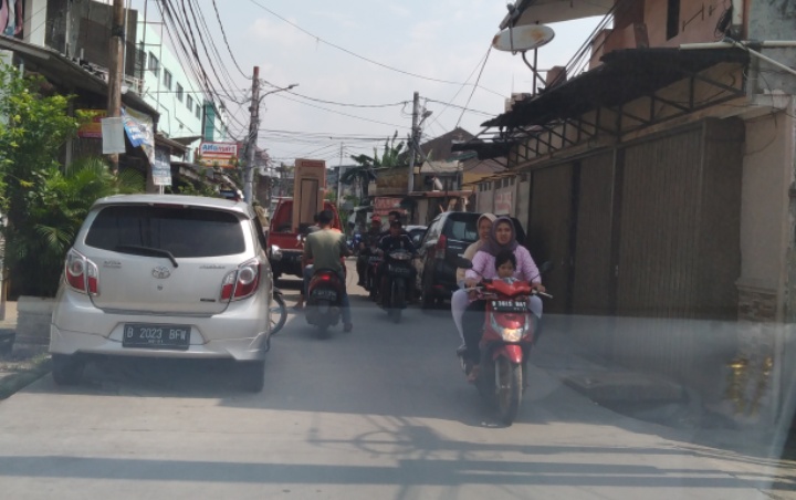 Warga Kramat-Pulo Desak Anies Segera Terapkan Perda Transportasi