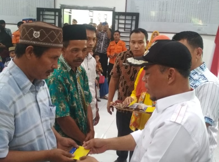 Bupati Labuhanbatu Berbagi Berkah