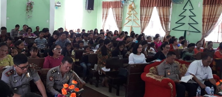 Ibadah Minggu Kasih di GKPI, Polres Sergai Ingatkan Masyarakat Untuk Jauhi Narkoba dan Judi