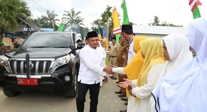 Bupati Labuhanbatu Melantik Pengurus Majlis Ta’lim Yasin Akbar Rantau Selatan