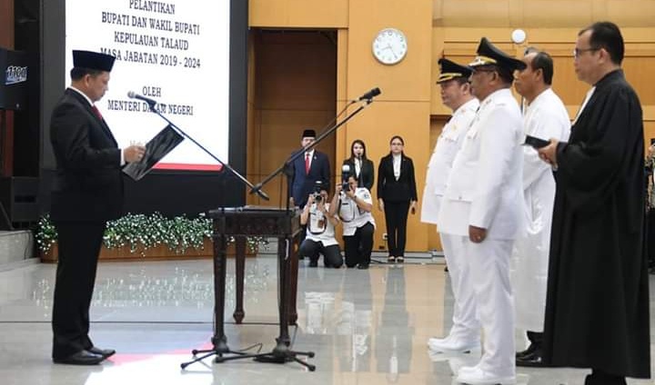 Bupati Talaud “3 Periode” Resmi Dilantik Mendagri