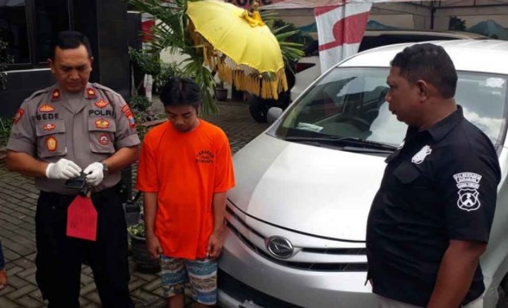 Mantan Karyawan Laundry Curi Mobil Majikan Dibawa Kabur ke Madura