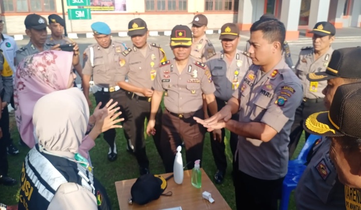 AKBP Agus Darojat SH SiK MH Cek Kesehatan Personil Polres Labuhanbatu Guna Antisipasi Virus Covid-19