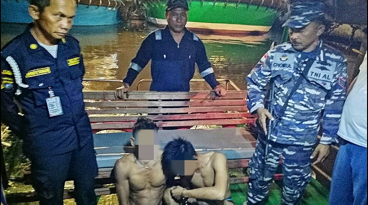 Unsur Patroli Lantamal I Tangkap Dua Pencuri Yang Menyantroni Kapal Sandar di Belawan