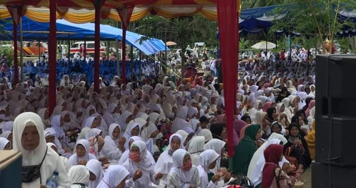 Antusias Warga Mebanjiri Lokasi Peresmian Pesantren Baitul Bukhori