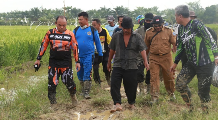 Bupati Labuhanbatu: “Kita Akan Fasilitasi Petani Padi di Selat Beting