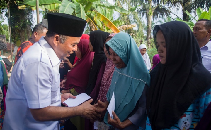 Sampaikan Keluhan Ke Bupati Labuhanbatu