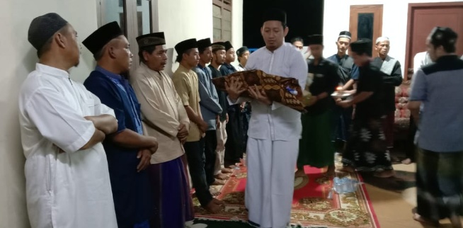 Menjalin Talisilaturahmi Ketua GANN PAC Kecamatan Curug dengan Wakil PAC CURUG Dalam Acara Akekah Putra Ke 3 N