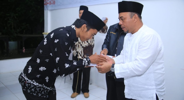 Bupati Andi Melepas Kafilah Labuhanbatu Mengikuti MTQ Tingkat Provinsi Sumatera Utara ke -37