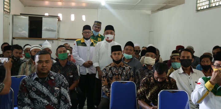 Bupati Labuhanbatu Hadiri Pembinaan Management Dan Sosialisasi Tanah Wakaf Mesjid