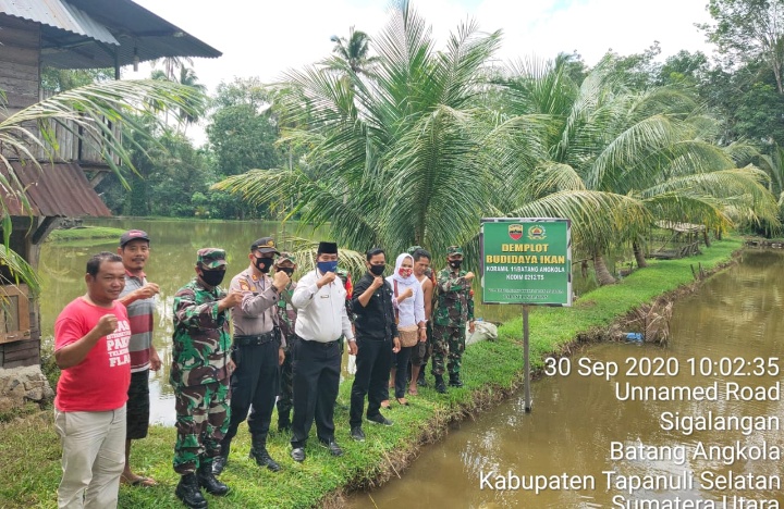 Perkuat Ketahanan Pangan, Koramil 11/BA Tabur Ribuan Benih Ikan Air Tawar