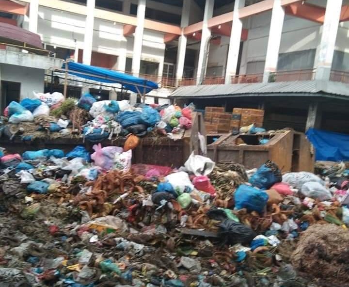 Sampah Menumpuk, Diduga Hubungan Kabid Pengelolaan sampah Dan Kadis DLH Labuhanbatu Tidak Humanis