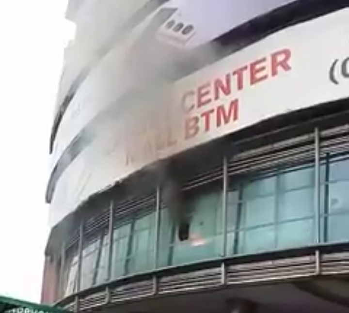 BTM Mall Bogor Kebakaran, Pengunjung Berhamburan