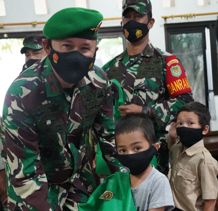 Dampak Pandemi covid-19, Danrem 061/SK Prihatin Anak Yatim dan Dhuafa