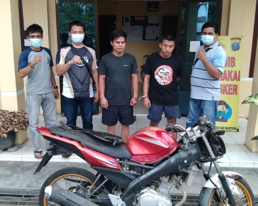 Pinjam Sepeda Motor Lalu Dijual, Pelaku dan Penadah Mendekam Dibalik Jeruji Besi