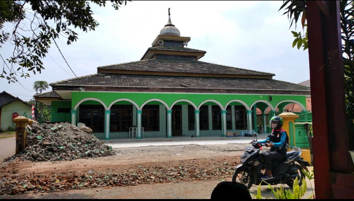 Masjid Jami Baitussa’adah, Masjid Pertama yang ada di Kampung Cikuda Desa Bojong Nangka Gunung Putri Bog