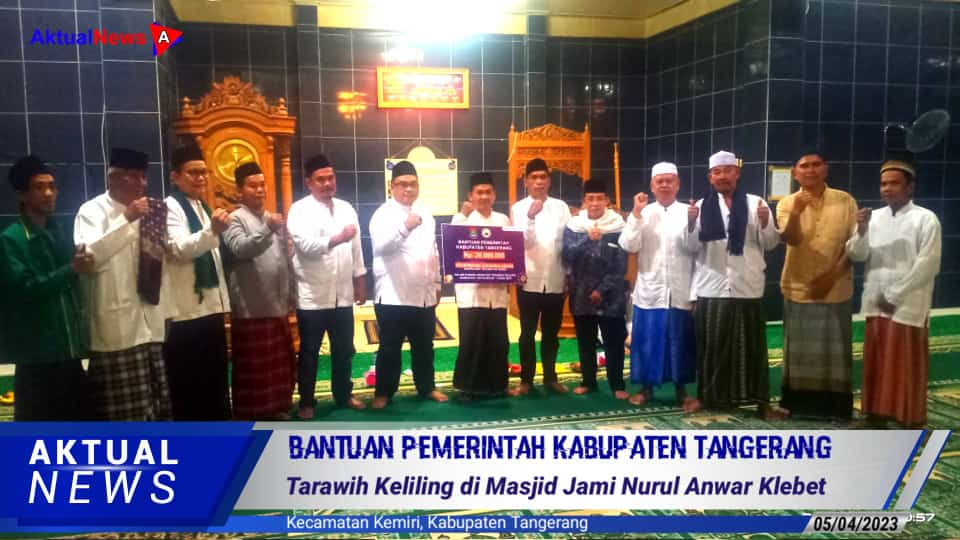 Camat Kemiri Berikan Bantuan Kegiatan Tarawih Keliling 20 juta di Masjid Jami Nurul Anwar Klebet